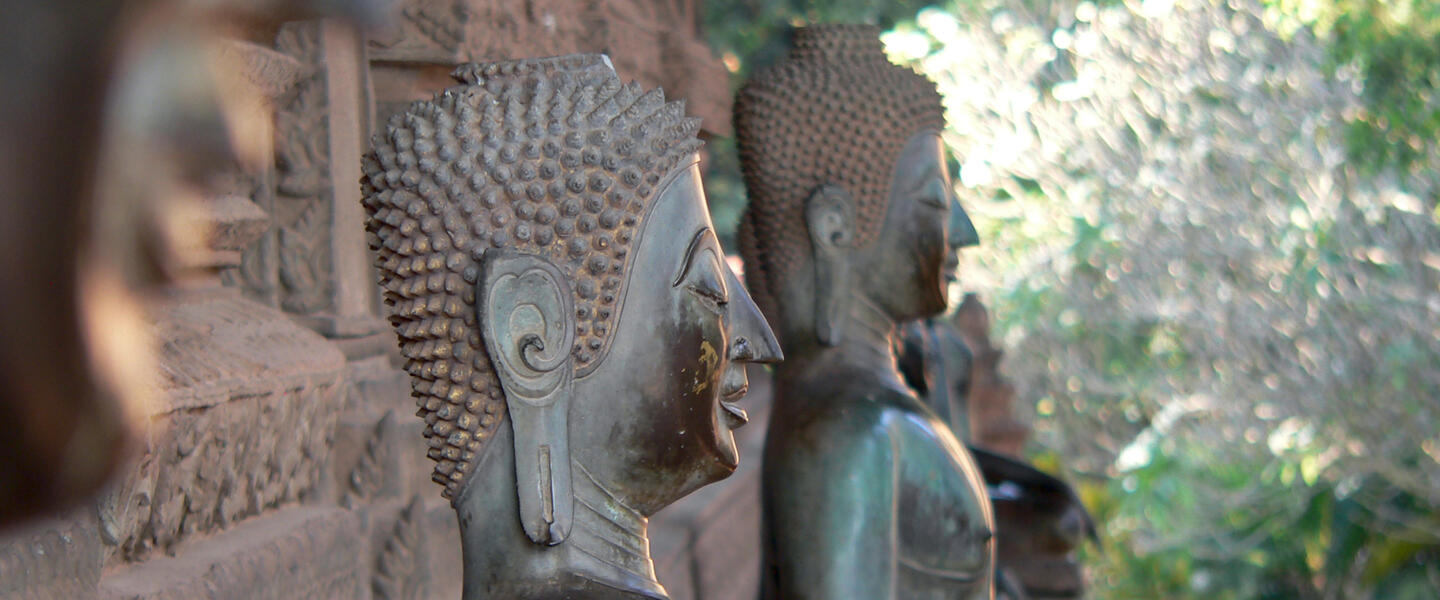 Laos - Tempel, Trekking, Traditionen